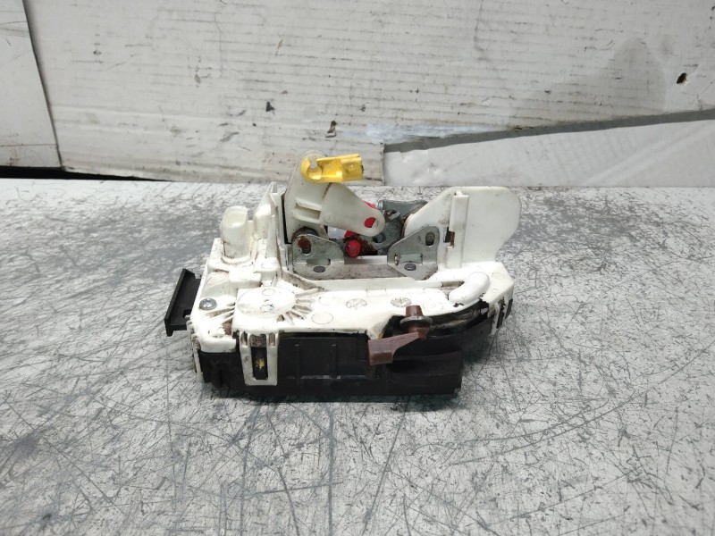 Recambio de motor cierre centralizado delantero derecho para dodge caliber s referencia OEM IAM P04589416AE  5P