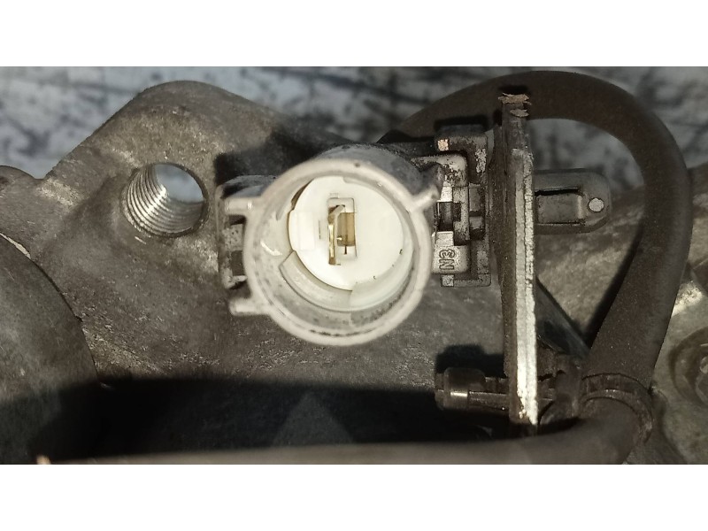 Recambio de motor arranque para mazda cx-7 (er) active referencia OEM IAM M001T30971 R2AH 