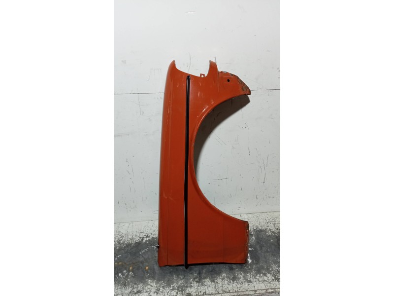 Recambio de aleta delantera derecha para mercedes-benz clase e (w123) berlina+coupe d 240 referencia OEM IAM   