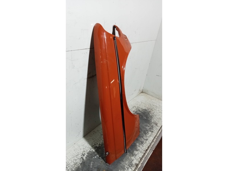 Recambio de aleta delantera derecha para mercedes-benz clase e (w123) berlina+coupe d 240 referencia OEM IAM   