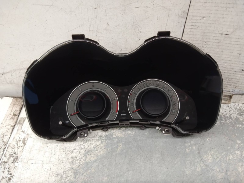 Recambio de cuadro instrumentos para toyota auris luna referencia OEM IAM 838000Z500  