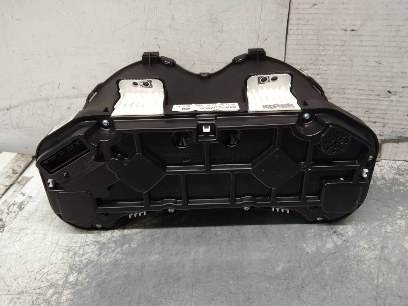 Recambio de cuadro instrumentos para toyota auris luna referencia OEM IAM 838000Z500  