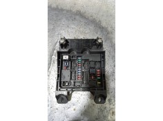 Recambio de caja reles / fusibles para renault maxity fg 130.35/45 referencia OEM IAM 284B6MB40B  