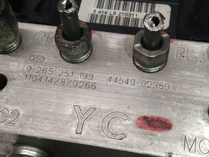 Recambio de abs para toyota auris active referencia OEM IAM 0265251199 4454002350 0265951659