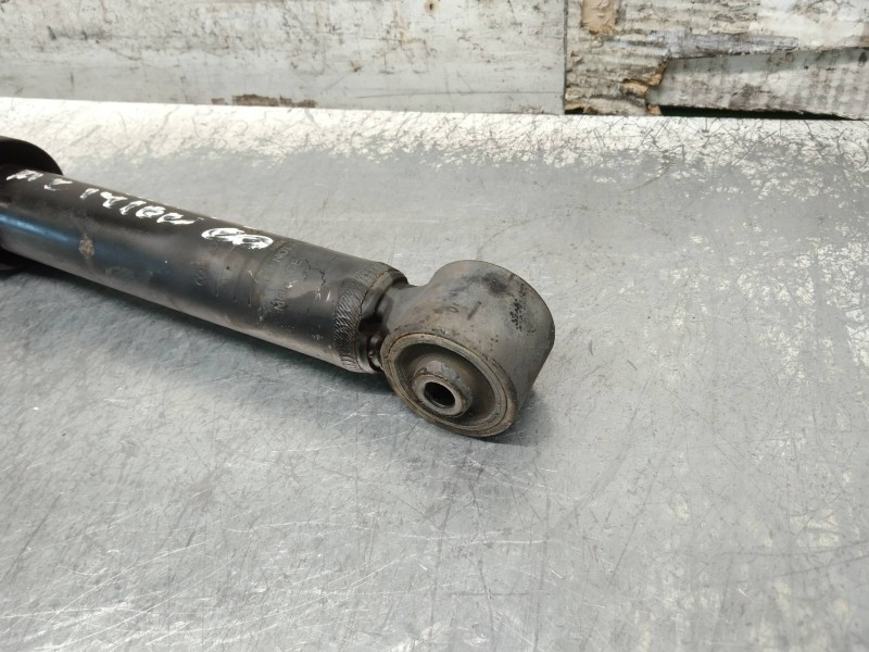 Recambio de amortiguador trasero izquierdo para audi a2 (8z) 1.4 referencia OEM IAM 8Z0513025M  