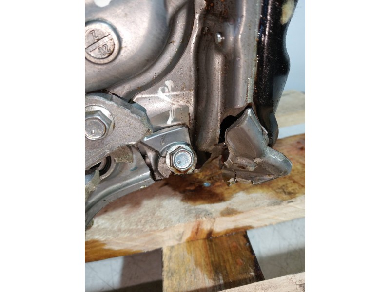 Recambio de motor completo para toyota c-hr hybrid style plus referencia OEM IAM 2ZR W452750 