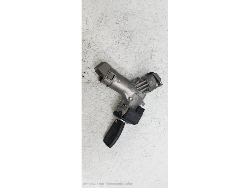 Recambio de conmutador de arranque para ford fiesta (ccn) trend referencia OEM IAM 9V213F880ED  