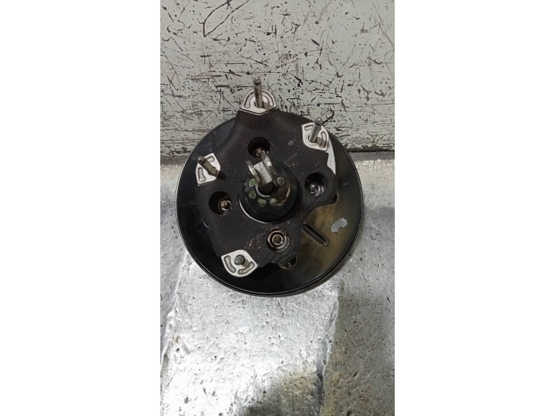 Recambio de servofreno para renault clio iv dynamique referencia OEM IAM 472104788R  