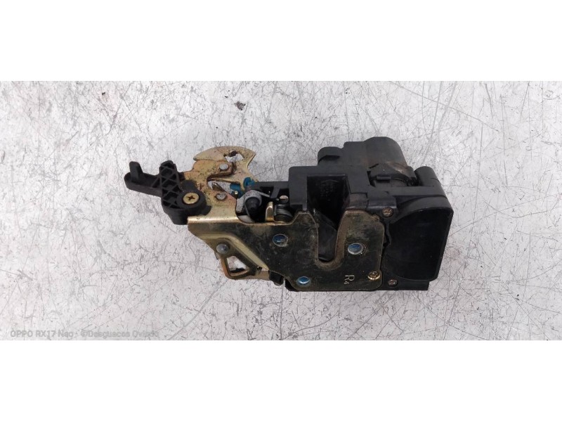 Recambio de motor cierre centralizado trasero derecho para chevrolet lacetti se referencia OEM IAM   