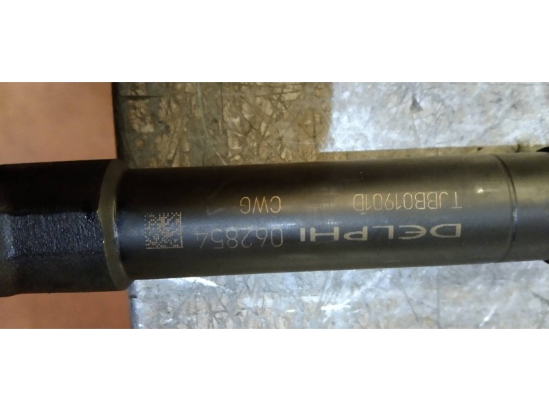 Recambio de inyector para opel combo (corsa c) familiar referencia OEM IAM TJBB01901D  