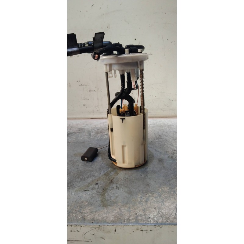 Recambio de bomba combustible para iveco daily furgón fg h2 33 s ... v batalla 3520 referencia OEM IAM 69503676 580203045 