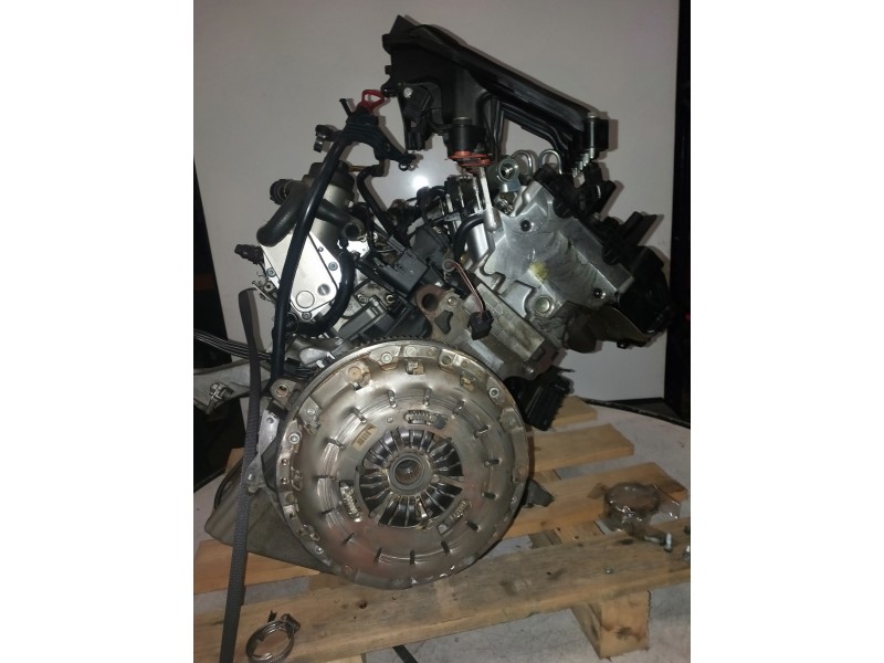 Recambio de despiece motor para bmw serie 1 berlina (e81/e87) 118d referencia OEM IAM 204D4 84555899 