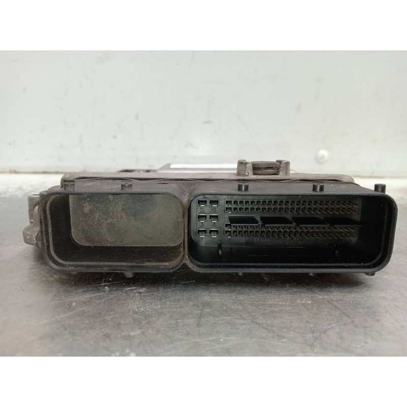 Recambio de centralita motor uce para kia cee´d 1.6 cat referencia OEM IAM 0261201324 13740467 1039S21590