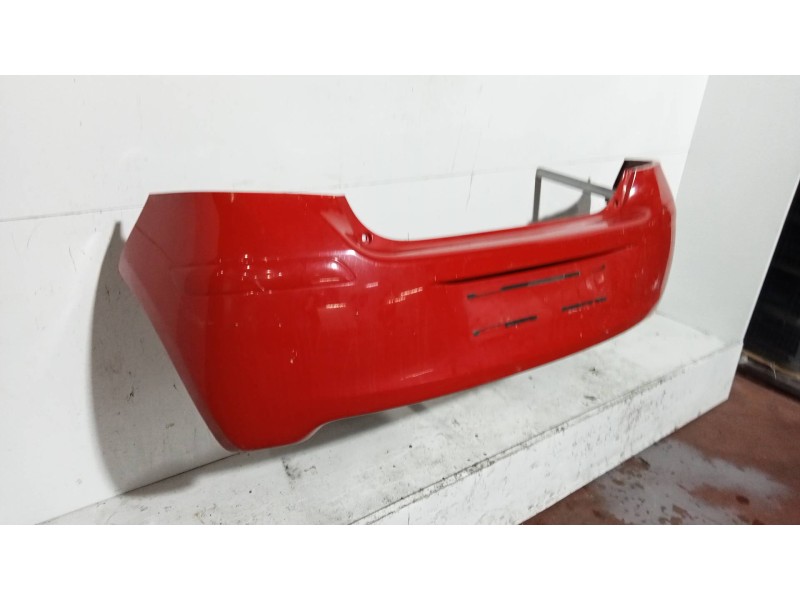 Recambio de paragolpes trasero para toyota yaris 1.3 16v cat referencia OEM IAM   