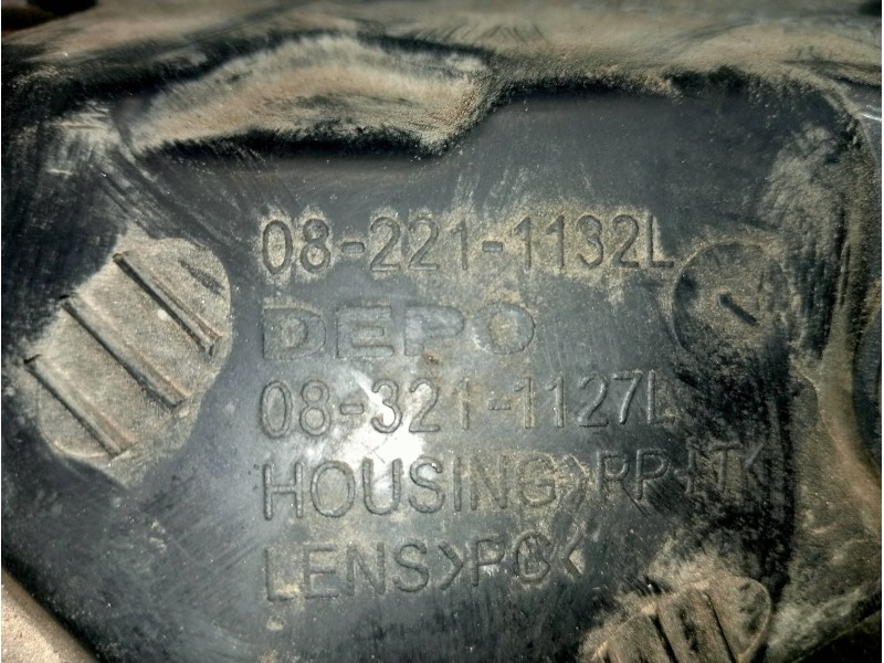 Recambio de faro izquierdo para hyundai elantra (xd) 1.6 comfort (5-ptas.) referencia OEM IAM 082211132L  