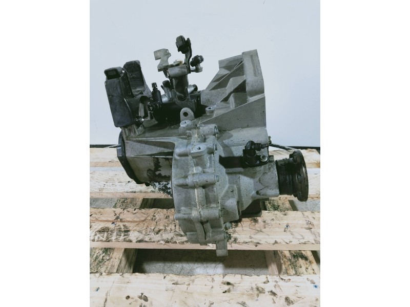 Recambio de caja cambios para seat ibiza (6l1) signo referencia OEM IAM GEU 10102 48 2165 5V