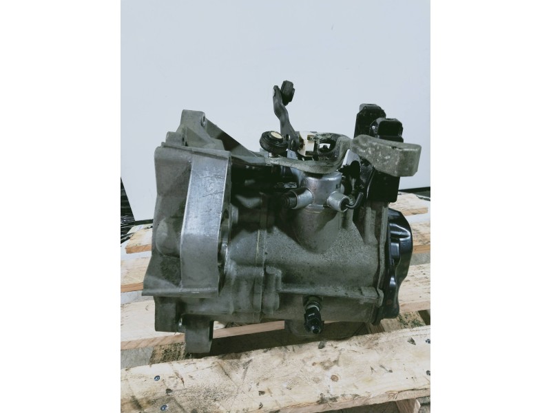Recambio de caja cambios para seat ibiza (6l1) signo referencia OEM IAM GEU 10102 48 2165 5V