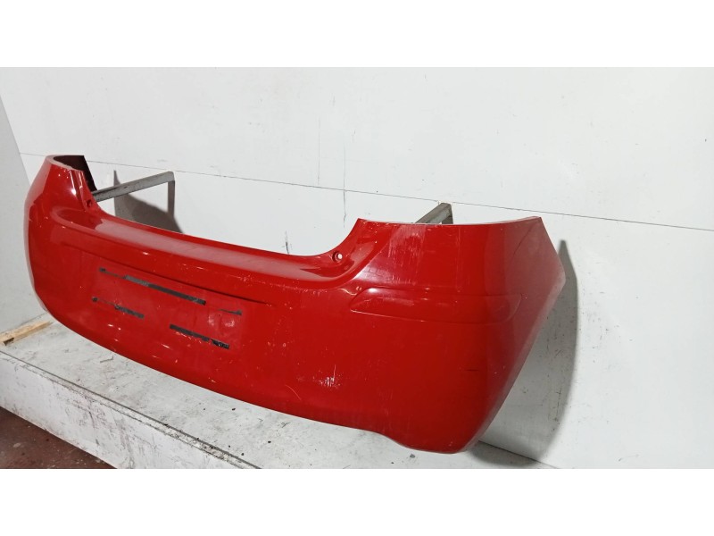 Recambio de paragolpes trasero para toyota yaris 1.3 16v cat referencia OEM IAM   