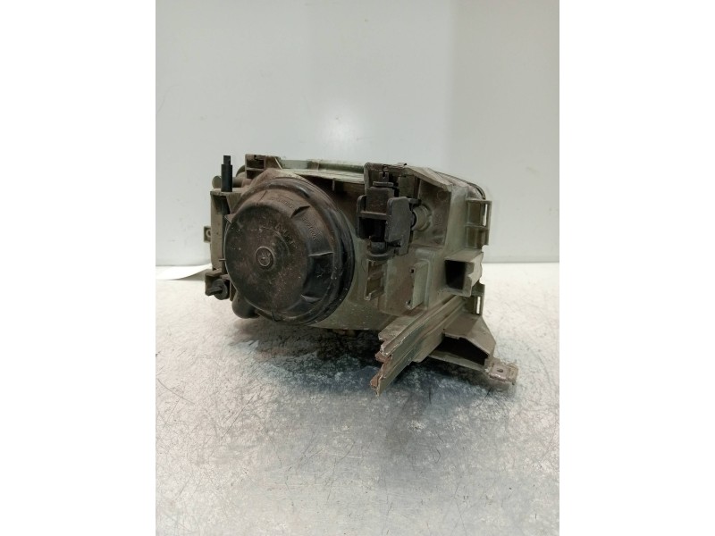 Recambio de faro derecho para renault 21 berlina (b/l48) referencia OEM IAM   