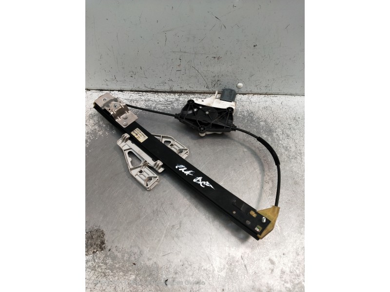 Recambio de elevalunas delantero derecho para audi a4 ber. (b8) 2.0 16v tdi referencia OEM IAM 8K0839462A 10292306502 4P