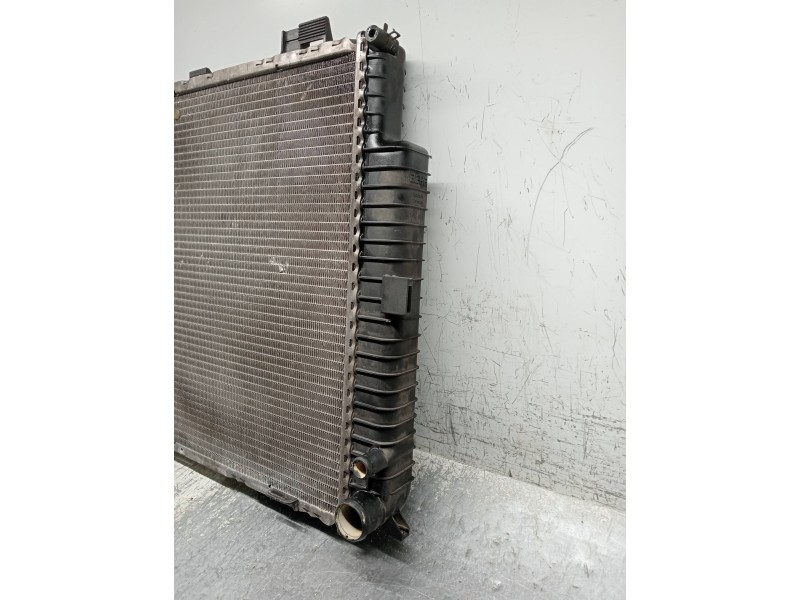 Recambio de radiador agua para mercedes-benz clase e (w210) berlina diesel 300 diesel (210.020) referencia OEM IAM 2105001203  