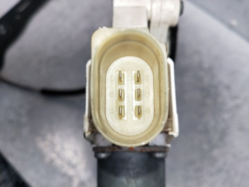 Recambio de elevalunas delantero izquierdo para bmw serie 1 berlina (e81/e87) 118d referencia OEM IAM   5P