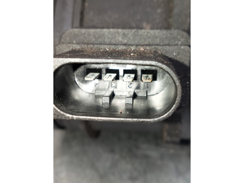 Recambio de caudalimetro para bmw serie 1 berlina (e81/e87) 118d referencia OEM IAM 0281006146 8509724 