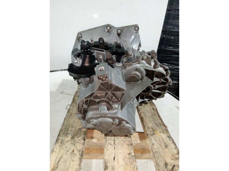 Recambio de caja cambios para ford focus lim. trend referencia OEM IAM CV6R7002PF TTFN0 121017 033547 6V