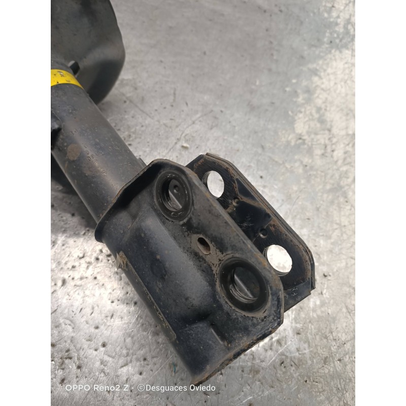 Recambio de amortiguador delantero derecho para toyota avensis berlina (t25) 1.8 sol sedán (4-ptas.) referencia OEM IAM   