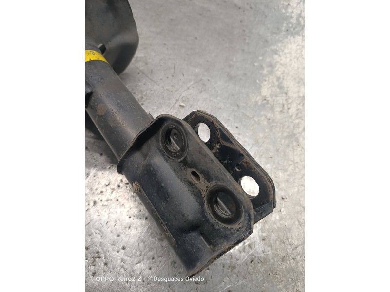 Recambio de amortiguador delantero derecho para toyota avensis berlina (t25) 1.8 sol sedán (4-ptas.) referencia OEM IAM   