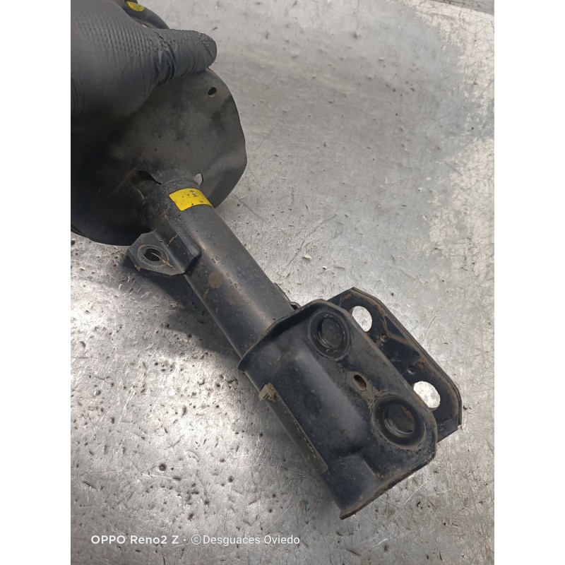 Recambio de amortiguador delantero derecho para toyota avensis berlina (t25) 1.8 sol sedán (4-ptas.) referencia OEM IAM   