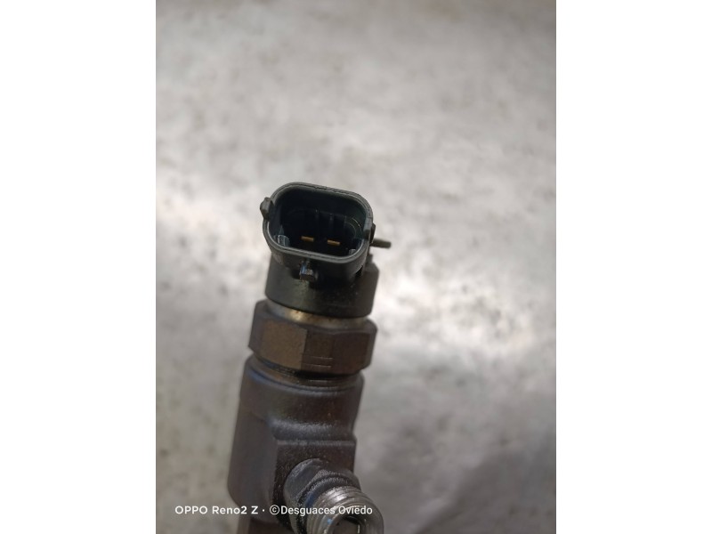 Recambio de inyector para peugeot 207 urban referencia OEM IAM 0445110252  BOSCH