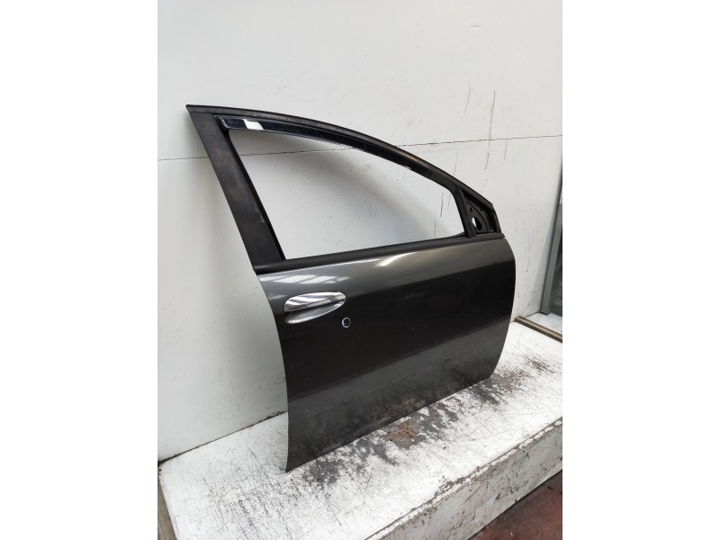 Recambio de puerta delantera derecha para fiat croma (194) 1.9 16v multijet dynamic referencia OEM IAM   5P