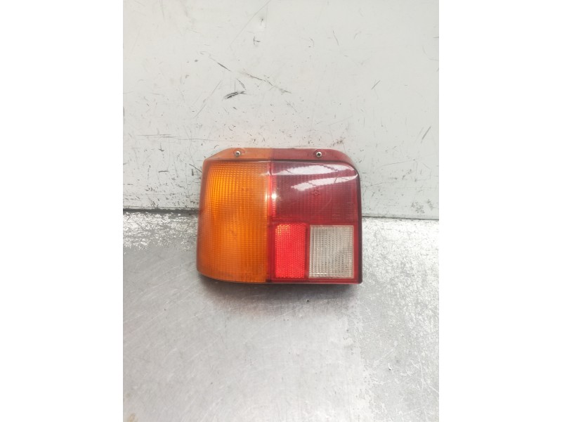 Recambio de piloto trasero izquierdo para peugeot 205 berlina 1.8 diesel referencia OEM IAM   