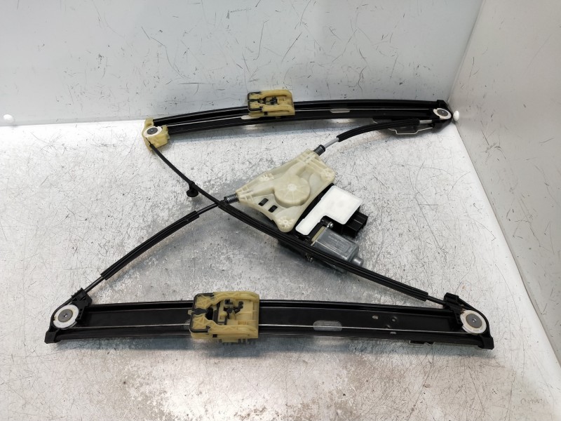 Recambio de elevalunas delantero derecho para seat arona xcellence referencia OEM IAM 6F9837462  5P