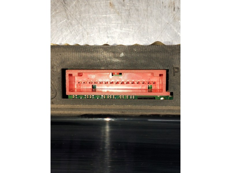 Recambio de cuadro instrumentos para renault scenic ii authentique referencia OEM IAM P8200704463A  