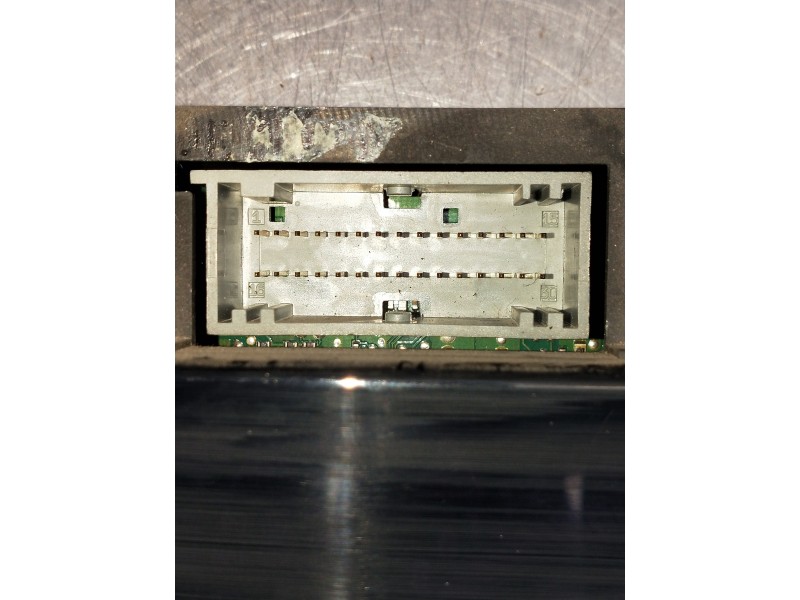 Recambio de cuadro instrumentos para renault scenic ii authentique referencia OEM IAM P8200704463A  