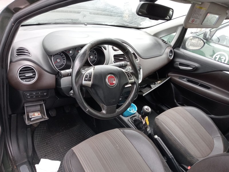 fiat punto evo (199_) del año 2011