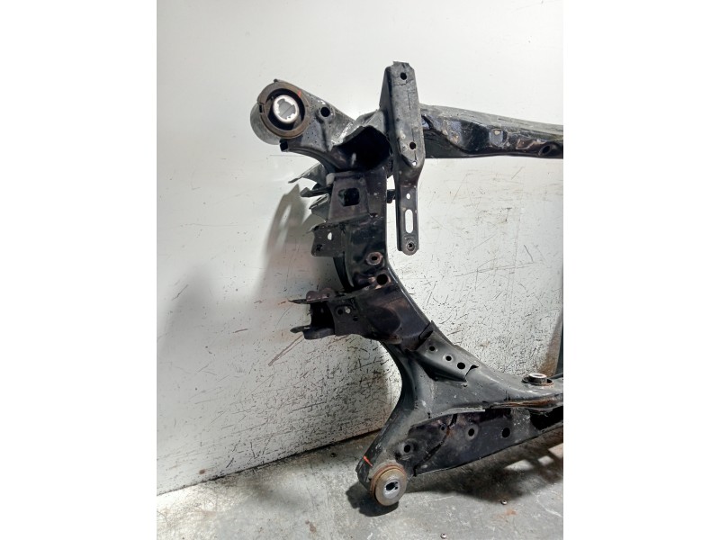 Recambio de puente trasero para tesla model 3 referencia OEM IAM 104457599E AMA20005B945430 LA CUNA