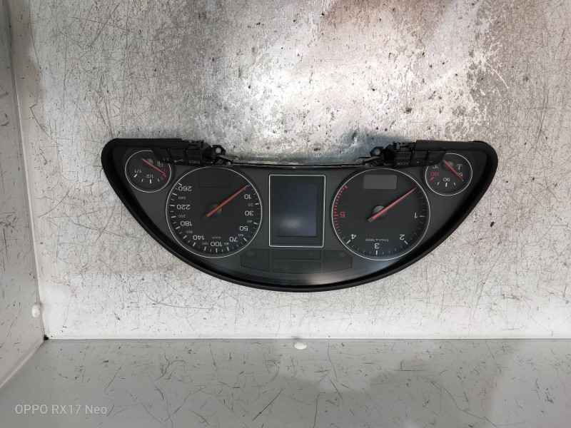 Recambio de cuadro instrumentos para audi a4 avant (8e) 1.9 tdi (96kw) referencia OEM IAM 0263626035 8E0920900K 