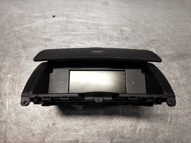 Recambio de pantalla multifuncion para mercedes clase c (w204) berlina c 220 cdi blueefficiency (204.002) referencia OEM IAM A20