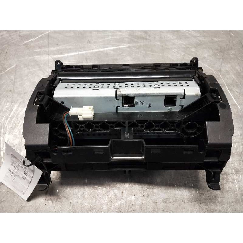 Recambio de pantalla multifuncion para mercedes clase c (w204) berlina c 220 cdi blueefficiency (204.002) referencia OEM IAM A20