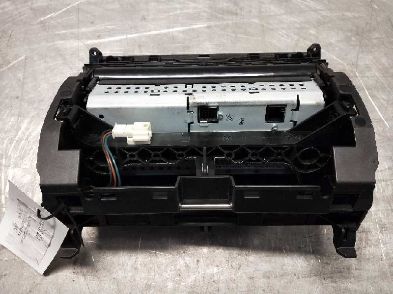 Recambio de pantalla multifuncion para mercedes clase c (w204) berlina c 220 cdi blueefficiency (204.002) referencia OEM IAM A20