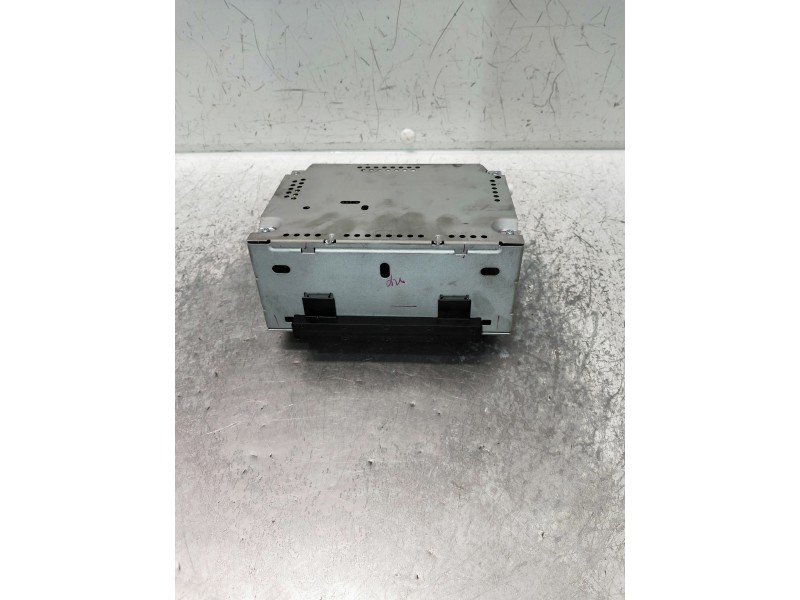 Recambio de sistema audio / radio cd para ford focus lim. (cb8) ambiente referencia OEM IAM BM5T18C815GN  