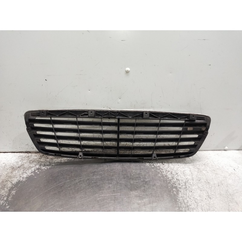 Recambio de rejilla delantera para mercedes-benz clase e (w211) familiar 500 t 4-matic (211.283) referencia OEM IAM   