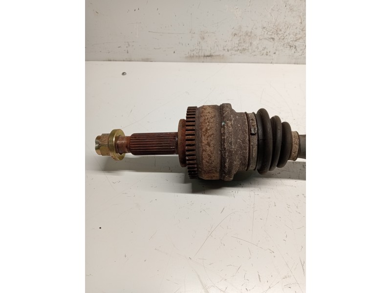 Recambio de transmision trasera derecha para ssangyong rodius xdi referencia OEM IAM   