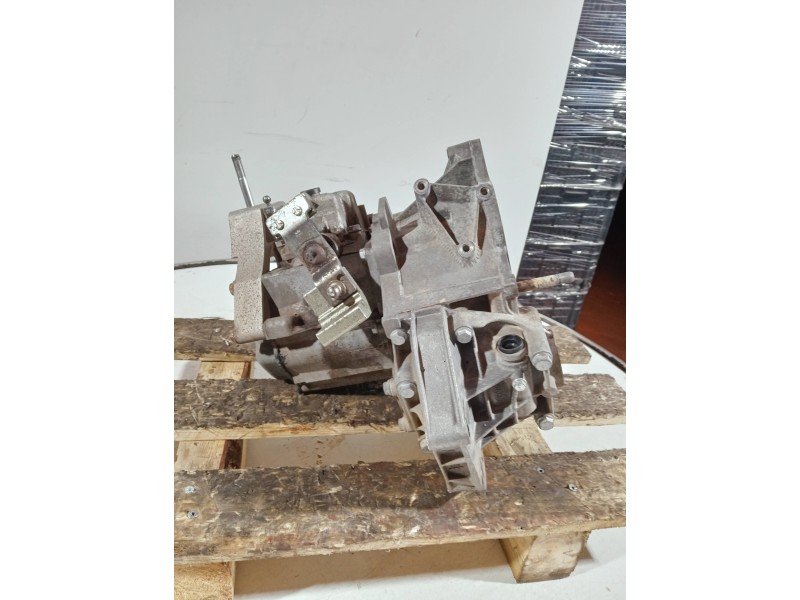 Recambio de caja cambios para fiat panda (169) referencia OEM IAM   5V