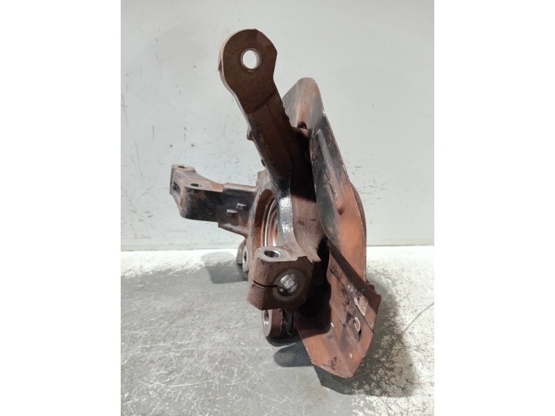 Recambio de mangueta delantera derecha para fiat scudo (222) referencia OEM IAM 32579  