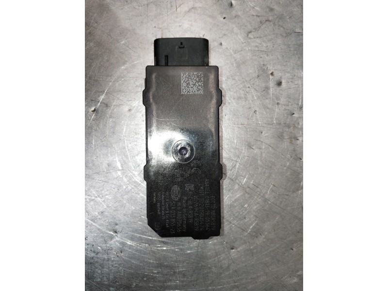 Recambio de modulo electronico para audi a3 sportback (8ya) s-line referencia OEM IAM 5WA962133F 2331211584 5ZA01385523
