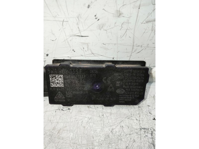 Recambio de modulo electronico para audi a3 sportback (8ya) s-line referencia OEM IAM 5WA962133F 2331211584 5ZA01385523